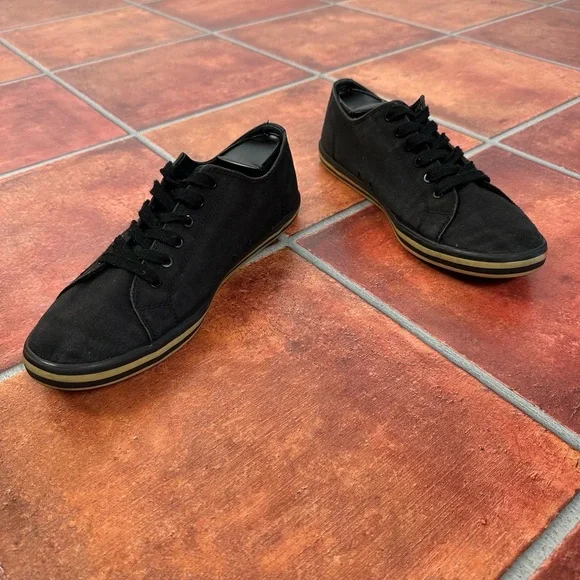 Fred Perry Black Embroidered Logo Lace-Up Rubber Sole Sneakers Size US 10 - Picture 11 of 13